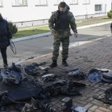 Débris d'un drome russe dans la banlieue de Kiev. KEYSTONE/EPA/SERGEY DOLZHENKO